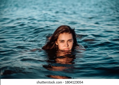 Beautiful Young Woman Swiming Sea Sunset Stock Photo 1804123054 ...