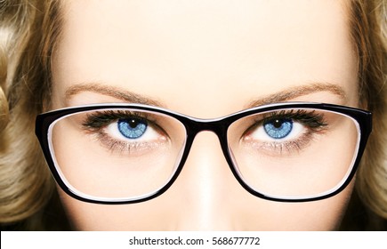 587,761 Blue eyes girl Images, Stock Photos & Vectors | Shutterstock