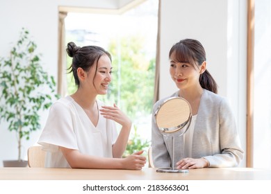 Beauty Advisor And Young Woman