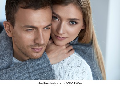 Beauty. Beautiful Couple In Love Embracing Together. Handsome Man And Lovely Woman With Smooth Soft Skin, Fresh Face Makeup Relaxing. Romantic Relationships, Winter Skin Care Concept. High Resolution