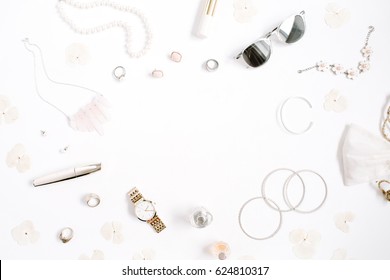 Fashion Blog Gold Style Desk Woman Stock Photo (Edit Now) 654143656