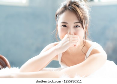 女性 モデル 日本人 30代 の画像 写真素材 ベクター画像 Shutterstock