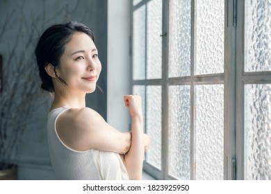 Beauty Concept Asian Woman Beauty Salon Stock Photo 1823925950