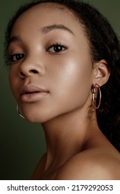 Beauty Photo Of Young Elegant African American Woman  Hands Posing. Gentle Portrait.  Fashion Beauty Close Up Portrait. Nude Make-up. Studio Photoshoot. Female Model. Beautiful Girl