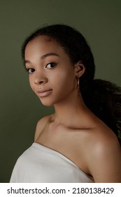 Beauty Photo Of Young Elegant African American Woman  Hands Posing. Gentle Portrait.  Fashion Beauty Close Up Portrait. Nude Make-up. Studio Photoshoot. Female Model. Beautiful Girl