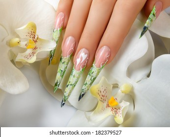 Beauty Spring Nail Design.