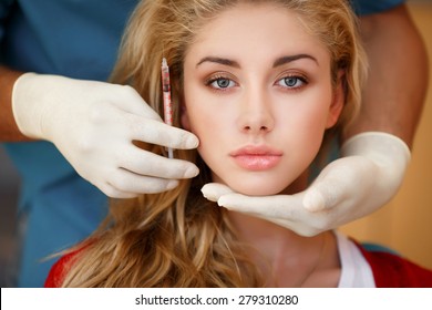 Beauty woman botox injections. Treatment with botox hyaluronic collagen HA injection. Cosmetology and beauty. Woman in beauty salon. plastic surgery clinic.