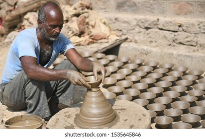 621 Pottery Diya Images, Stock Photos & Vectors | Shutterstock