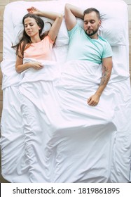 487 Husband Wife Sleeping Photo Images, Stock Photos & Vectors ...