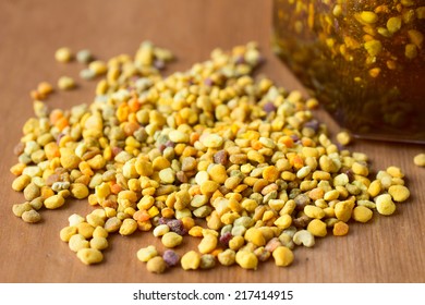 Bee Pollen And Honey As Healthy Food Supplements