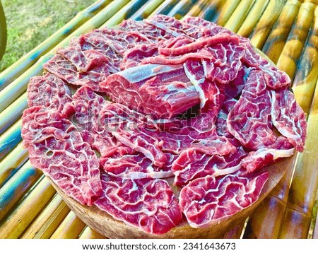 Beef, the legs are not sticky. Can cook many dishes It is a popular Thai food.