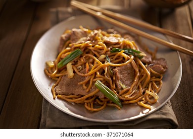 Beef Lo Mein Close Up Photo