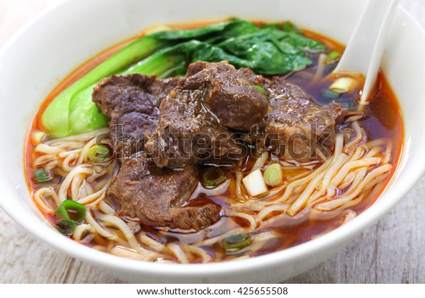 beef noodle soup,\
chinese taiwanese cuisine