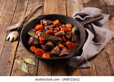beef stew with carrot and wine sauce