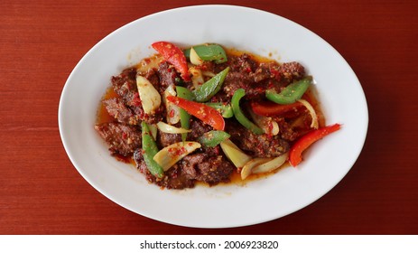 Beef XO Sauce Spicy Plating on Table Promotion Picture