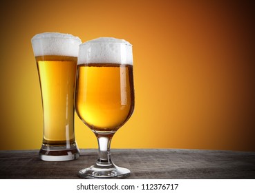 Fotos Imagenes Y Otros Productos Fotograficos De Stock Sobre Canas De Cerveza Shutterstock