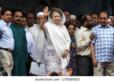 Begam Khaleda Zia Bangladesh Nationalist Party’s Chairperson Welcoming People In A Programme In Dhaka, Bangladesh On November 25, 2013.  