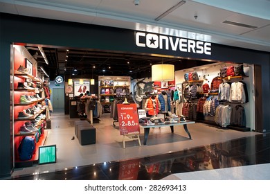 converse central park mall off 71 