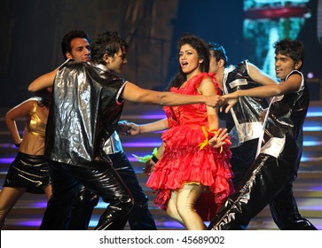 BEIJING - JANUARY 31: The Indian Bollywood Film Star Song And Dance Troupe Perform On Stage During Indian Music And Dance Show At Beijing Exhibition Theater On January 31, 2010 In Beijing, China.