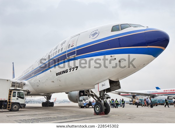 beijingmay-6-2014-boeing-777-600w-228545302.jpg