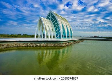 Beimen Crystal Church, Tainan City, Taiwan. Nov. 11 2021: Although It Is Called A Church, It Is Not A Christian Religious Site And There Is No Clergy Such As A Pastor Or Priest Present.