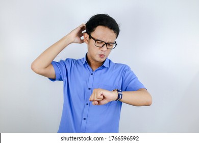 Being Late To Work And Deadline, Young Asian Man Is Time Delay And Late On Project. Executive Angry, Hurry, Stress, Frustrated And Unsatisfied Worker Man Lateness To Office.