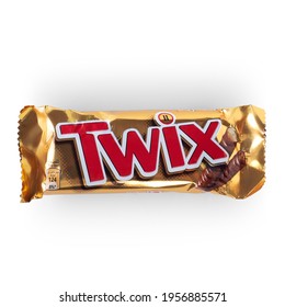 Beirut, Lebanon - April  16, 2021: Twix Cookie Bars Isolated On White Background. Twix Bars Are Produced By Mars Incorporated. Twix Name Has Been Used Since 1991