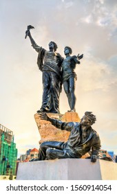 Beirut, Lebanon - November 4, 2018: Martyrs Monument, Created In 1960, With Marks Of War Damage