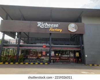 Bekasi, Indonesia - October 2022 : Richeese Factory Restaurant Exterior Building. Interior Background Concept, Architecture, Food Business, Lifestyle, Franchise, Branch, Culinary, Transaction, Work