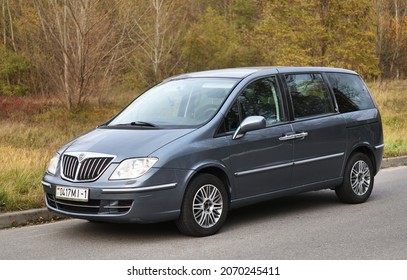 Belarus, Minsk -24.10.2021:Lancia Phedra Large Minivan 2010 Produced By Citroen, Peugeot, Fiat And Lancia, Which Were Produced At The Sevel Nord Joint Plant In France.