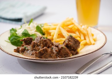 Belgian Beef Stew With French Fries