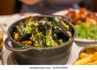 Belgian Mussels In White Wine Sauce