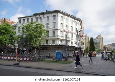 Belgium, Antwerp, May 26, 2022. Leonardo hotel in the Belgian city of Antwerp, city bikes from Velo, Square Koningin Astridplein, street Keyserlei.