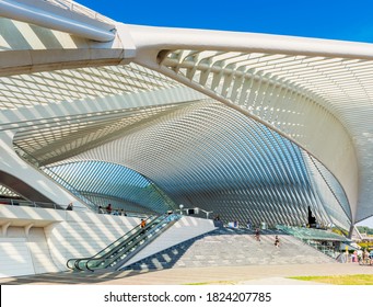 Liège, Belgium - September 13, 2020: Side View Of The Main Entrance Of Liège Guillemins Railway Station In Liège, Belgium. It Was Designed By Architect Santiago Calatrava And Opened In 2009.