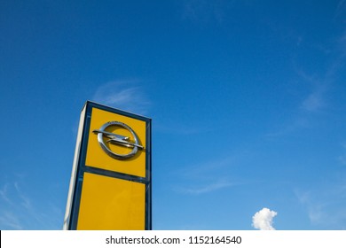 Cars Store Logo Stock Photos Images Photography Shutterstock