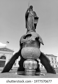 Belgrade, Serbia: May 5, 2021 - He Monument To The Grand Prince Of The Serbian Grand Principality From 1166 To 1196 Stefan Nemanja, The Work Of The Russian Sculptor And Academi