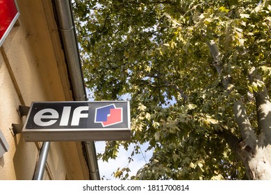 BELGRADE, SERBIA - OCTOBER 6, 2019: Elf Aquitaine Older Logo On One Of Their Retailer Garages In Belgrade. Elf Is An French Amanufacturer Of Motor Oil And Petroleum Products Part Of Total Fina Elf.

