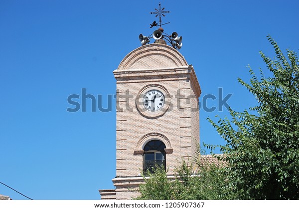 clock tower hours