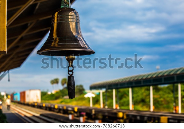 bell train