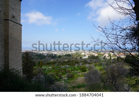 Similar – Panorama von Barcelona mit Büschen im Vordergrund und Sagrada Familia