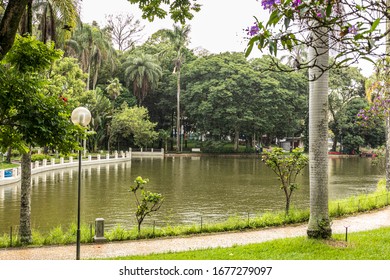 40,144 Parque municipal Images, Stock Photos & Vectors | Shutterstock