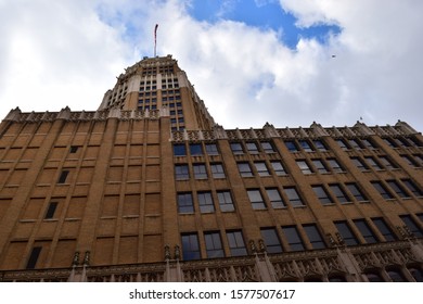 below view to the sky of a building