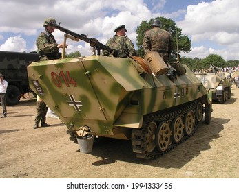 74 Sdkfz 251 Images, Stock Photos & Vectors | Shutterstock