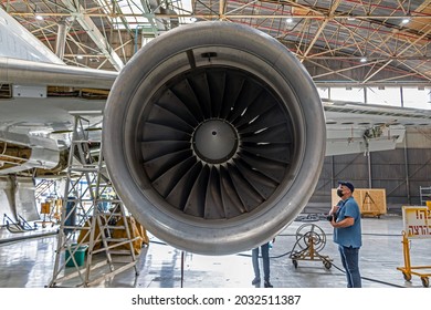 Rolls Royce Rb211 Images, Stock Photos & Vectors | Shutterstock