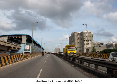 Bengaluru, Karnataka, India- Sep 20 2021: Namma Metro Line Along With Mumbai Bengalore Highway,  Toll Road Connect To  Silicon Valley Of India To Financial City In India