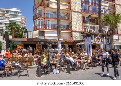 Benidorm, Spain - May 5 2022: Busy Beachside Bar With Tourists Next To Playa De Levante Beach