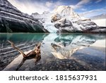 Berg Lake and Mount Robson