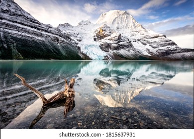 Berg Lake And Mount Robson