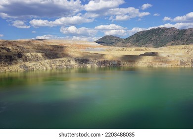 Berkeley Pit - Acid Toxic Lake