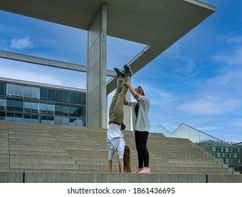 Berlin, 2017, April, 05, Two Teenagers On The Stairs Of The Paul Löbe House In The Government District